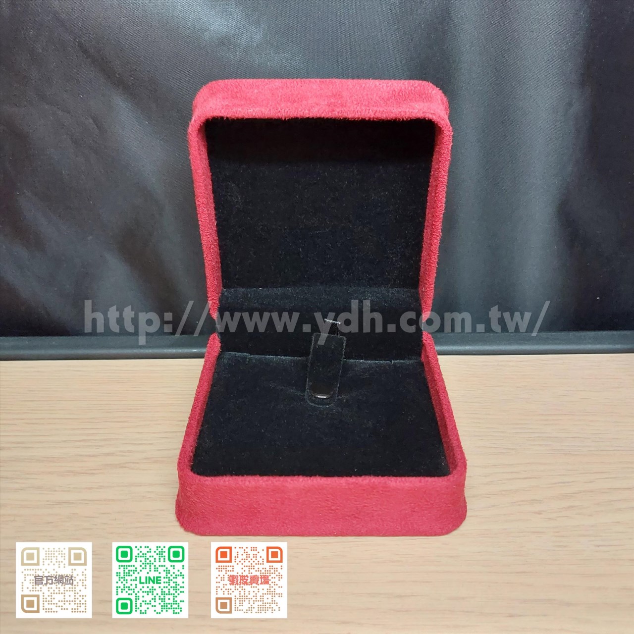 DN麂皮系列手鐲盒(扣子)