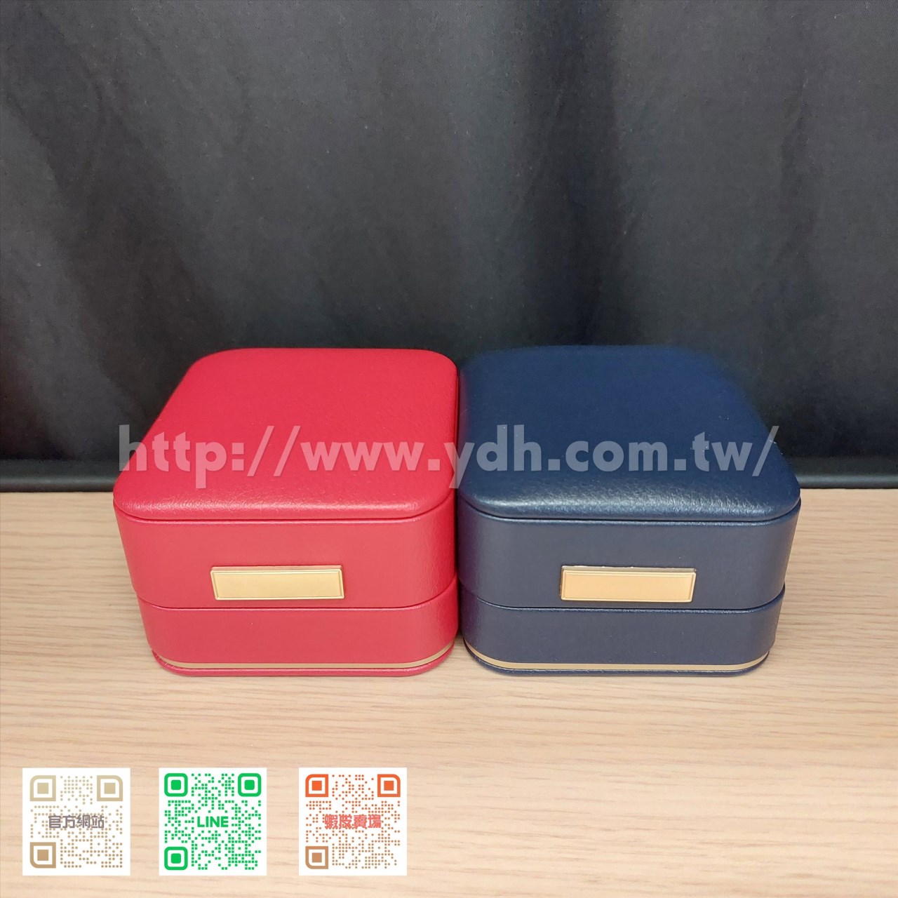 格調金邊細紋皮格項鍊墜子盒