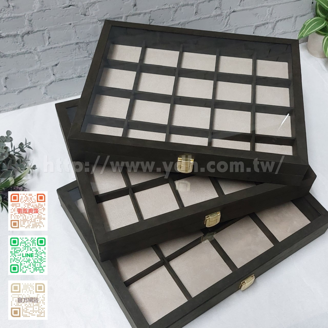 24x30公分12格玻璃蓋收納盒(麂皮)