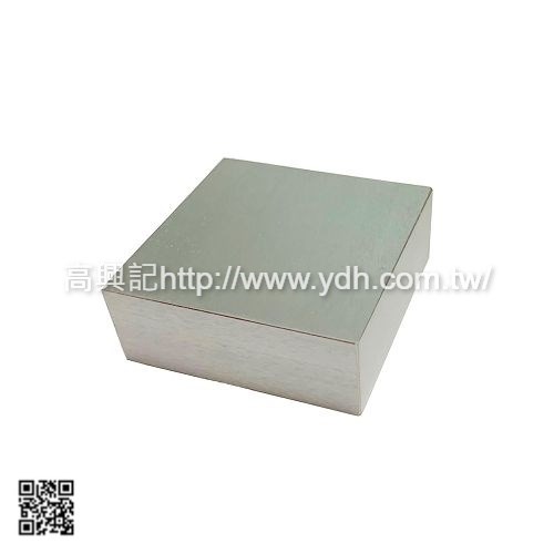 香港 方型鐵鉆