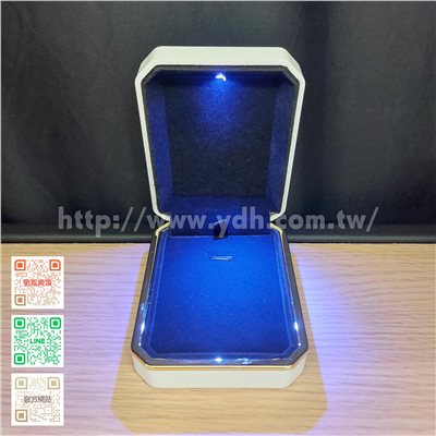LED白烤漆項鍊墜子盒